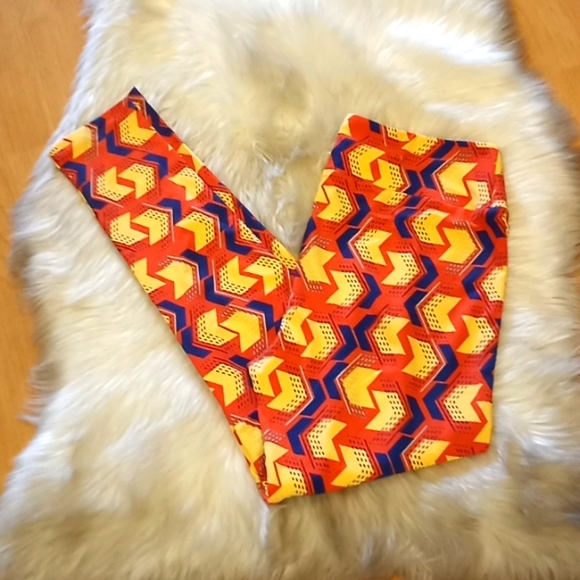 LulaRoe Printed Leggings- T&C-#1559+ - Picture 7 of 10